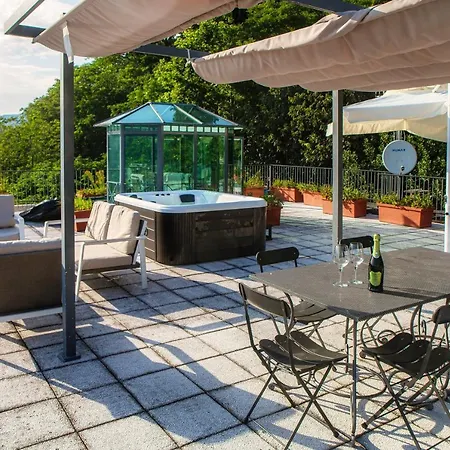 Daire Unbelievable View - The House Of Travelers Como