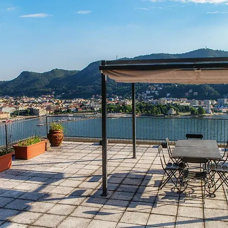 Daire Unbelievable View - The House Of Travelers *