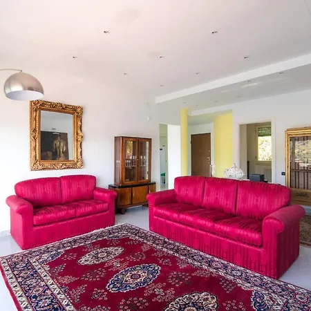 Unbelievable View - The House Of Travelers Daire *